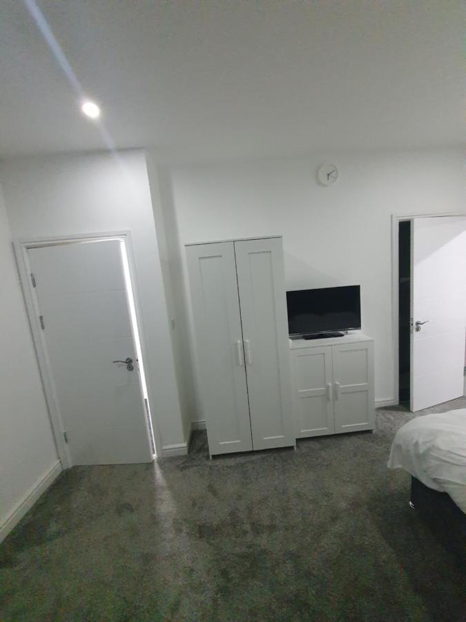 Beautiful Rooms Shaw St And Pine St Bury  Exterior foto