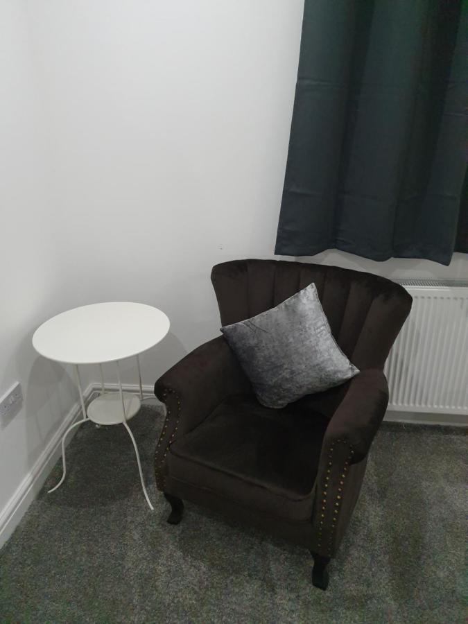 Beautiful Rooms Shaw St And Pine St Bury  Exterior foto